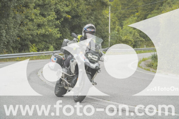 <h1 class="product-title">thumb_FF103817</h1>