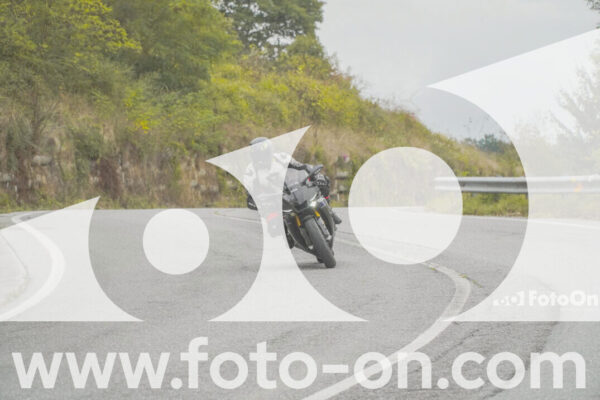 <h1 class="product-title">thumb_FF103822</h1>