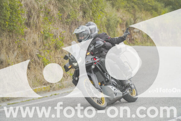 <h1 class="product-title">thumb_FF103830</h1>