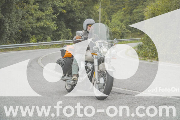 <h1 class="product-title">thumb_FF103881</h1>
