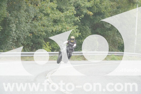 <h1 class="product-title">thumb_FF103904</h1>