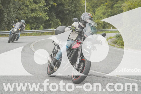 <h1 class="product-title">thumb_FF103912</h1>