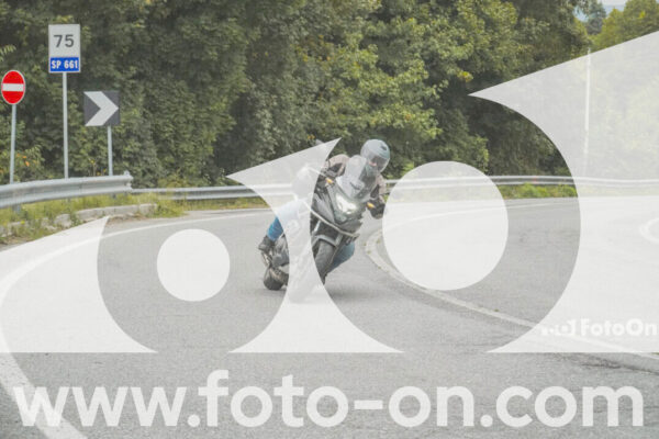 <h1 class="product-title">thumb_FF103913</h1>