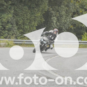 thumb_FF103945