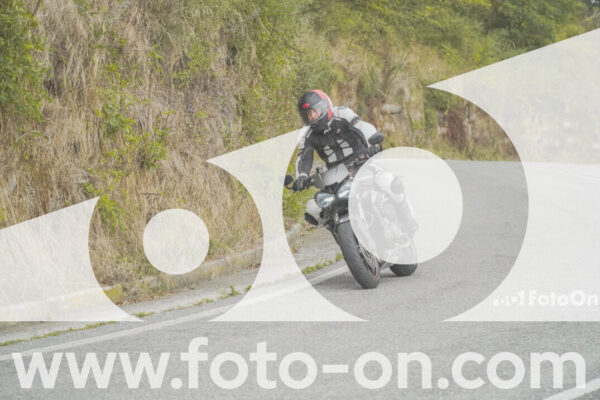 <h1 class="product-title">thumb_FF103965</h1>
