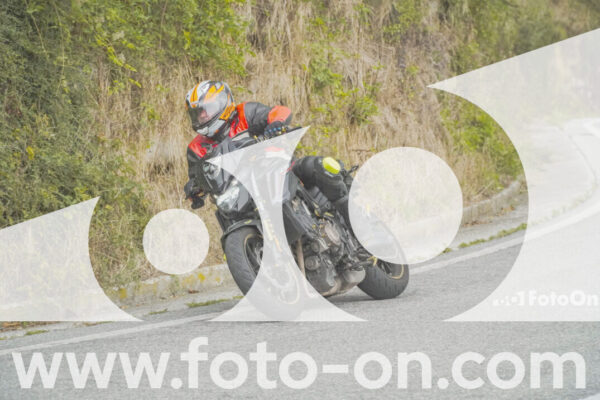 <h1 class="product-title">thumb_FF103982</h1>
