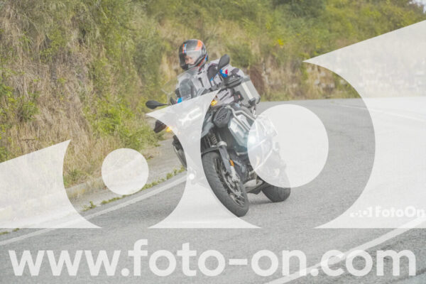 <h1 class="product-title">thumb_FF103994</h1>