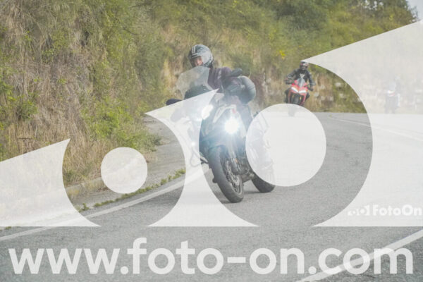 <h1 class="product-title">thumb_FF104008</h1>