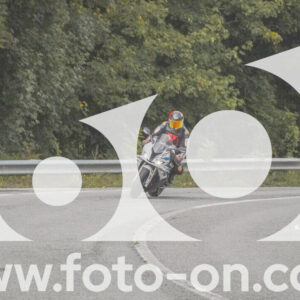 thumb_FF104012