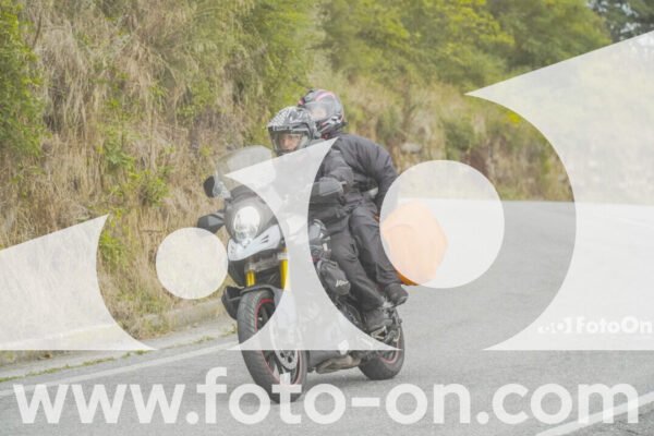 <h1 class="product-title">thumb_FF104022</h1>