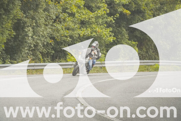 <h1 class="product-title">thumb_FF104057</h1>