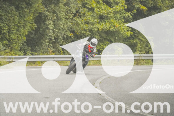<h1 class="product-title">thumb_FF104070</h1>