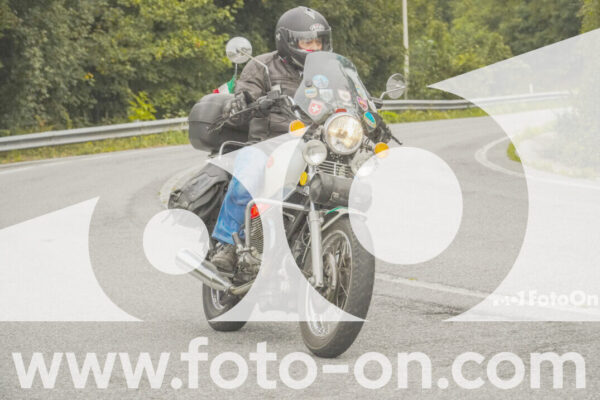 <h1 class="product-title">thumb_FF104075</h1>