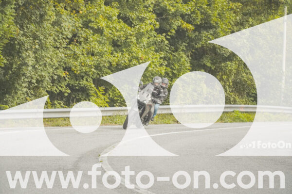 <h1 class="product-title">thumb_FF104105</h1>