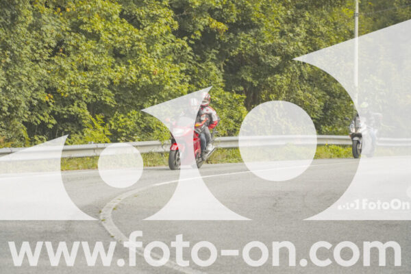 <h1 class="product-title">thumb_FF104111</h1>