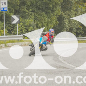 thumb_FF104121