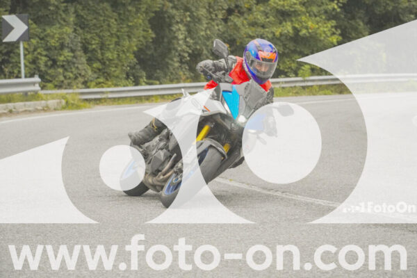 <h1 class="product-title">thumb_FF104122</h1>
