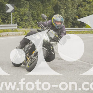 thumb_FF104125
