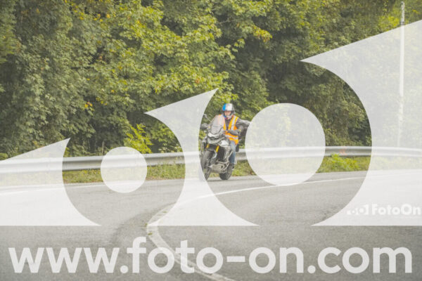 <h1 class="product-title">thumb_FF104142</h1>