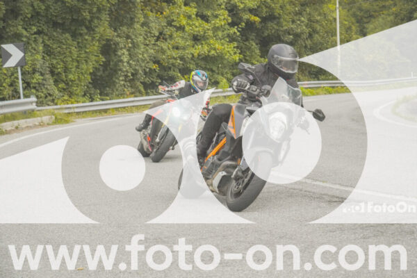 <h1 class="product-title">thumb_FF104177</h1>