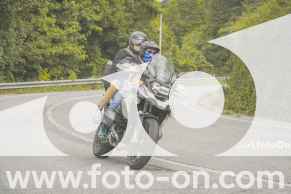 <h1 class="product-title">thumb_FF104185</h1>