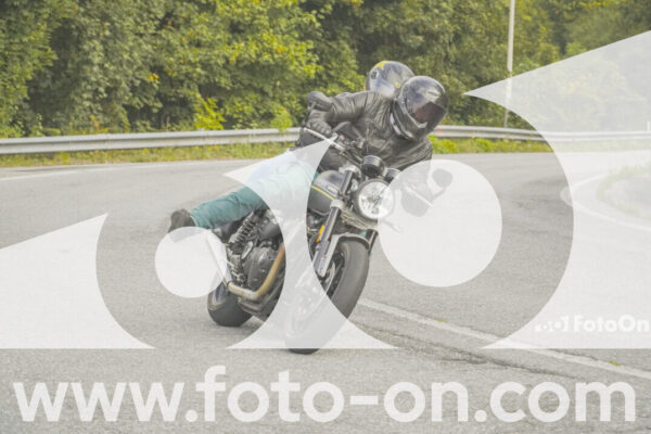 <h1 class="product-title">thumb_FF104191</h1>