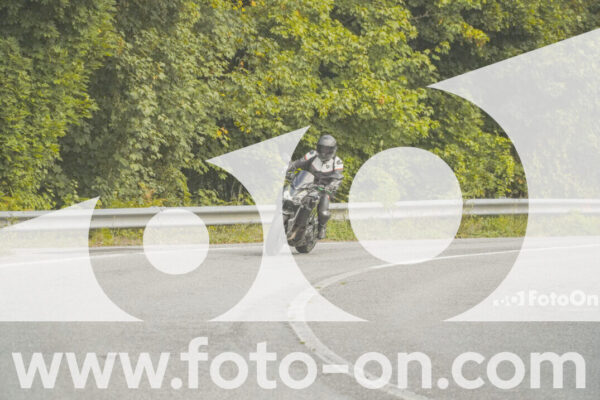 <h1 class="product-title">thumb_FF104195</h1>
