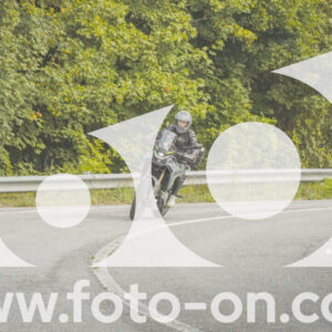 thumb_FF104197