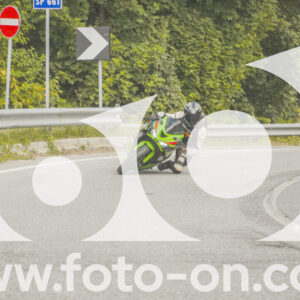 thumb_FF104202