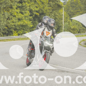 thumb_FF104206