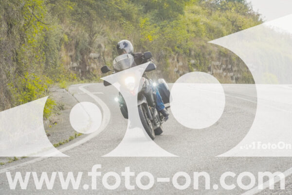 <h1 class="product-title">thumb_FF104213</h1>