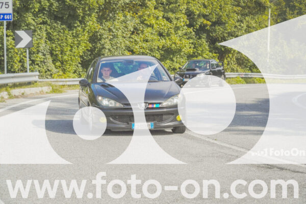 <h1 class="product-title">thumb_FF104236</h1>