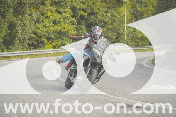 <h1 class="product-title">thumb_FF104248</h1>