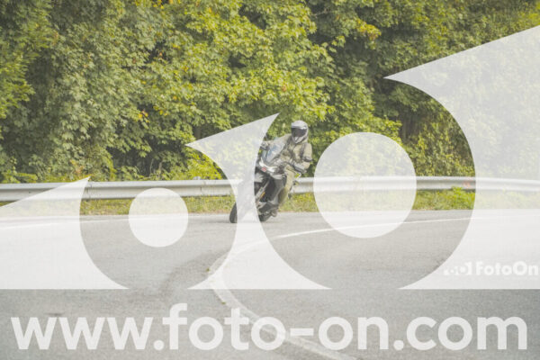 <h1 class="product-title">thumb_FF104257</h1>
