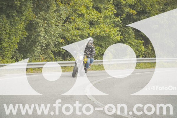 <h1 class="product-title">thumb_FF104263</h1>