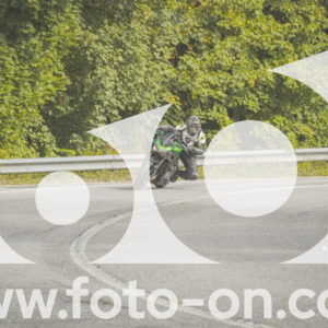 thumb_FF104270