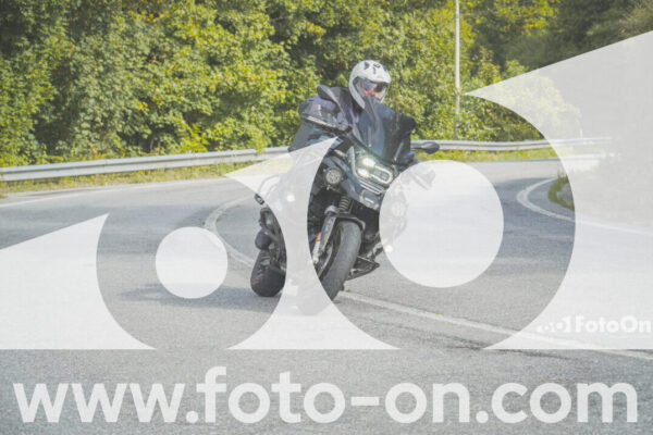 <h1 class="product-title">thumb_FF104278</h1>