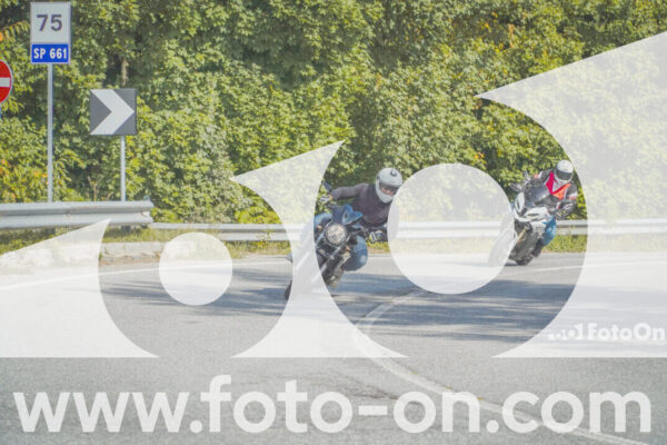 <h1 class="product-title">thumb_FF104297</h1>