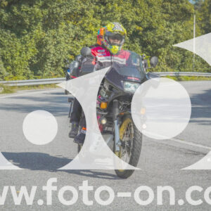 thumb_FF104302