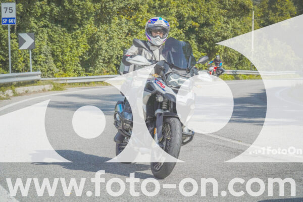 <h1 class="product-title">thumb_FF104306</h1>