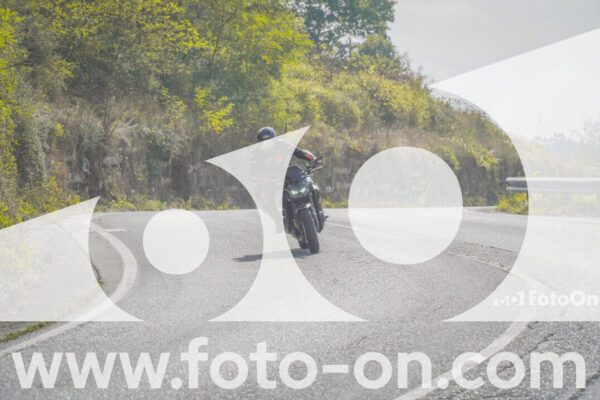<h1 class="product-title">thumb_FF104316</h1>