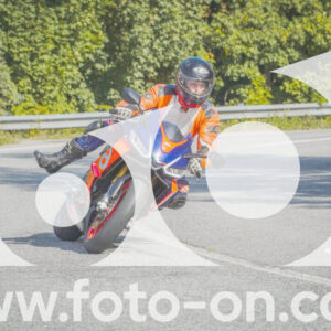 thumb_FF104348