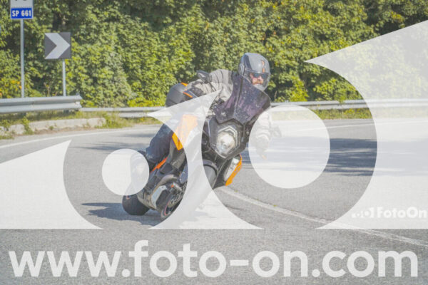 <h1 class="product-title">thumb_FF104361</h1>