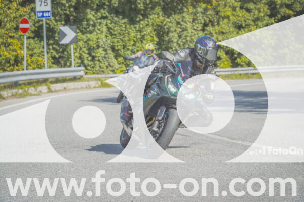 <h1 class="product-title">thumb_FF104364</h1>