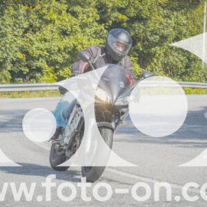 thumb_FF104385