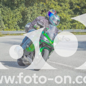 thumb_FF104404