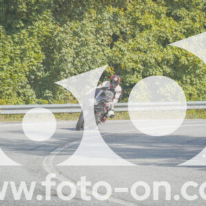 thumb_FF104407