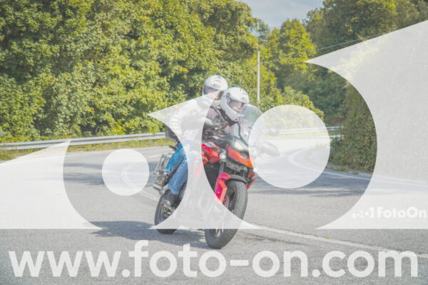 <h1 class="product-title">thumb_FF104422</h1>