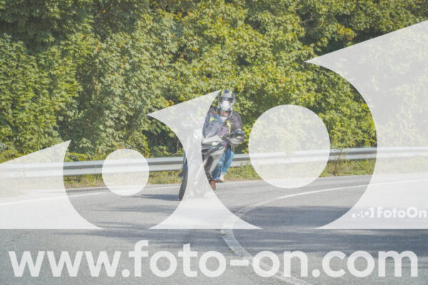 <h1 class="product-title">thumb_FF104426</h1>
