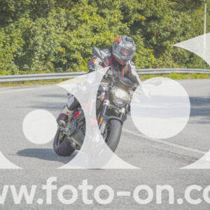 thumb_FF104440